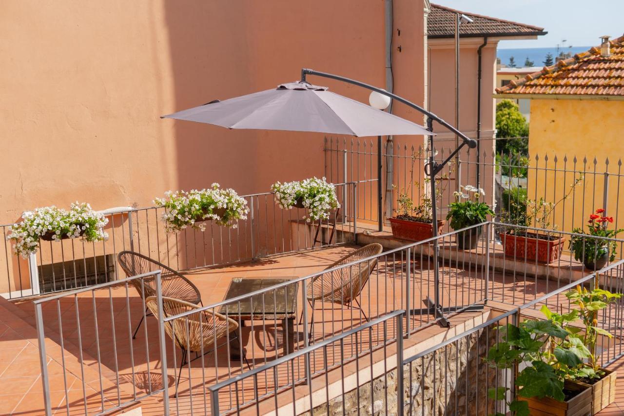 Officine Bordighera Hotel Exterior photo